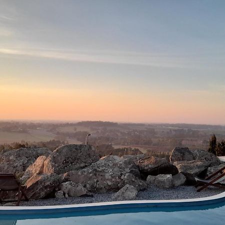Elegance Hotel Тандил Экстерьер фото