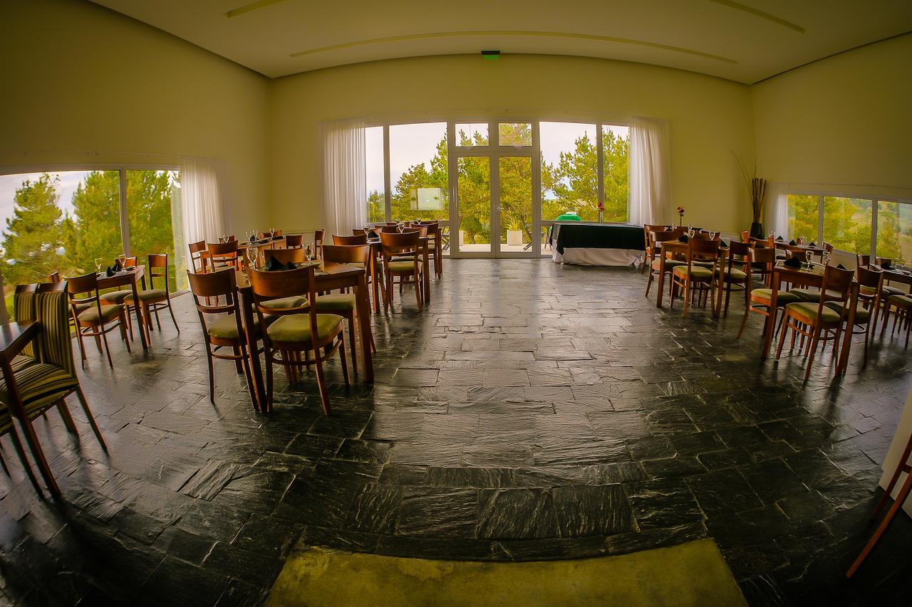 Elegance Hotel Тандил Экстерьер фото
