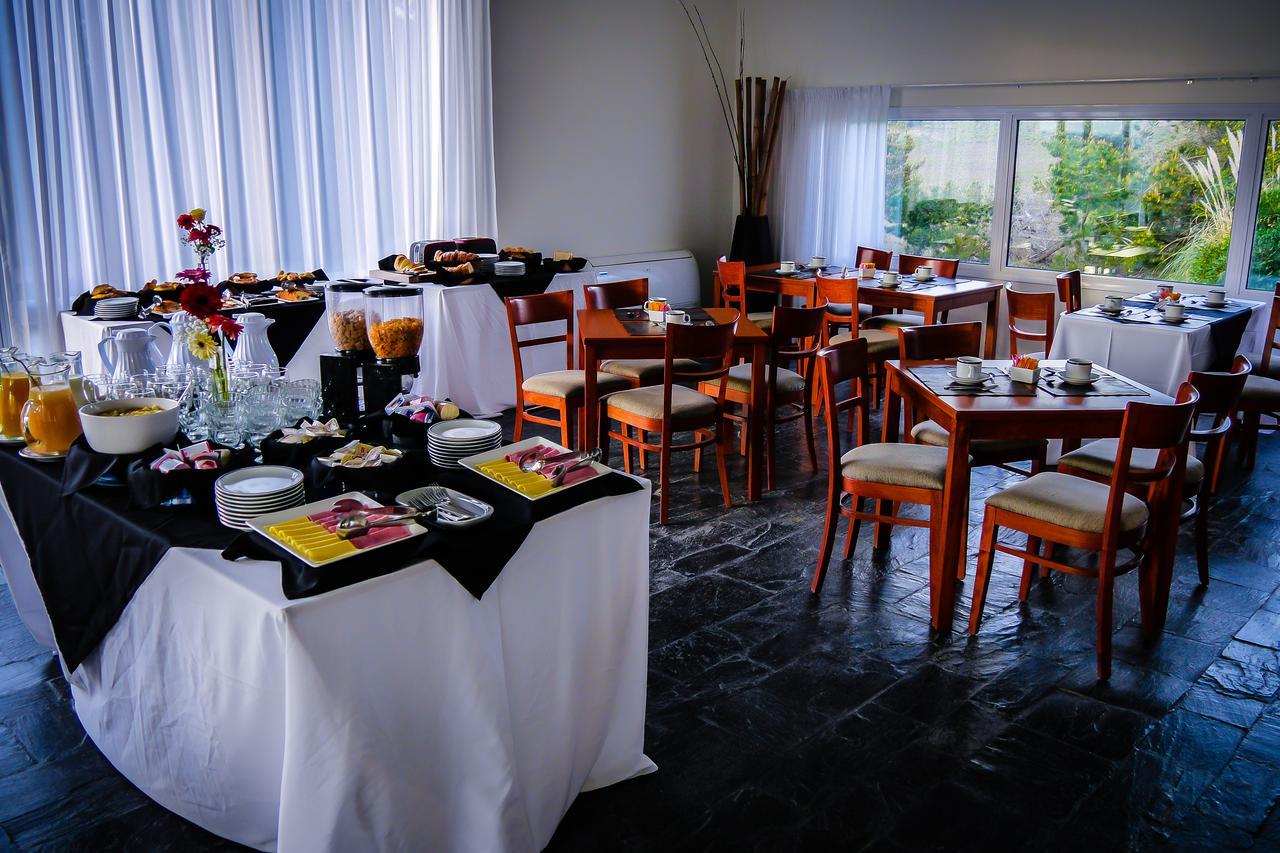 Elegance Hotel Тандил Экстерьер фото